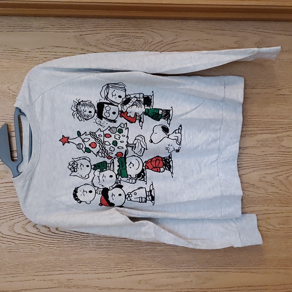 HOLIDAY Mighty Fine brand Peanuts holiday sweater